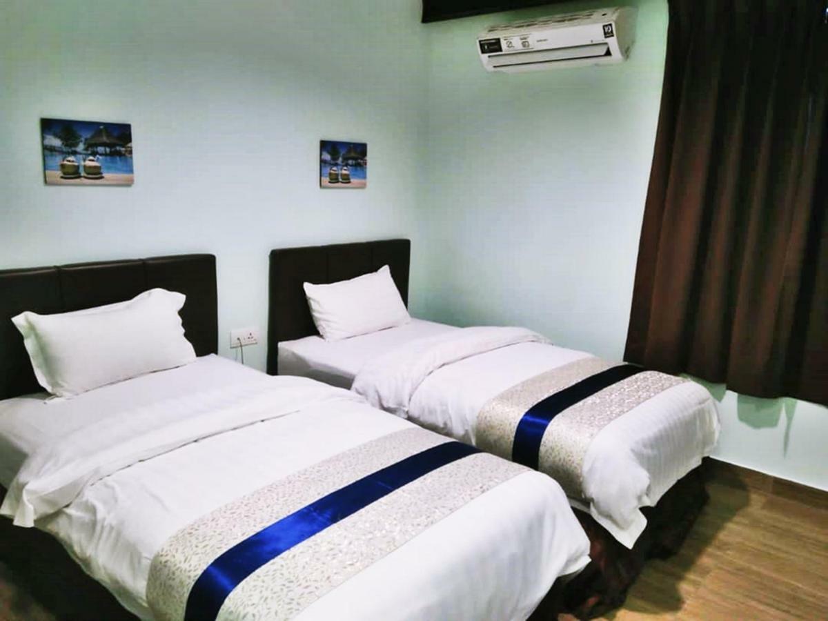 Summer Hotel Kota Kinabalu Esterno foto