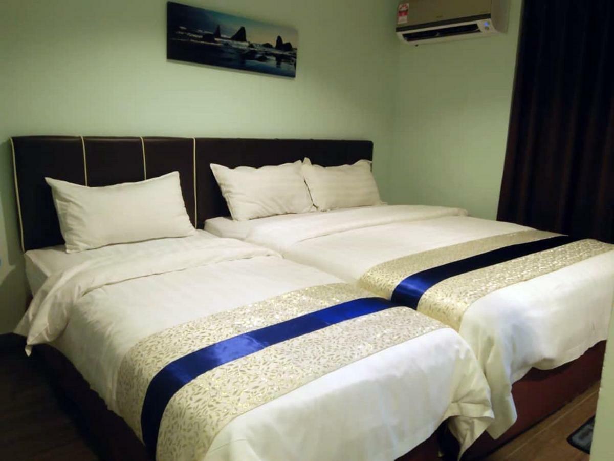 Summer Hotel Kota Kinabalu Esterno foto