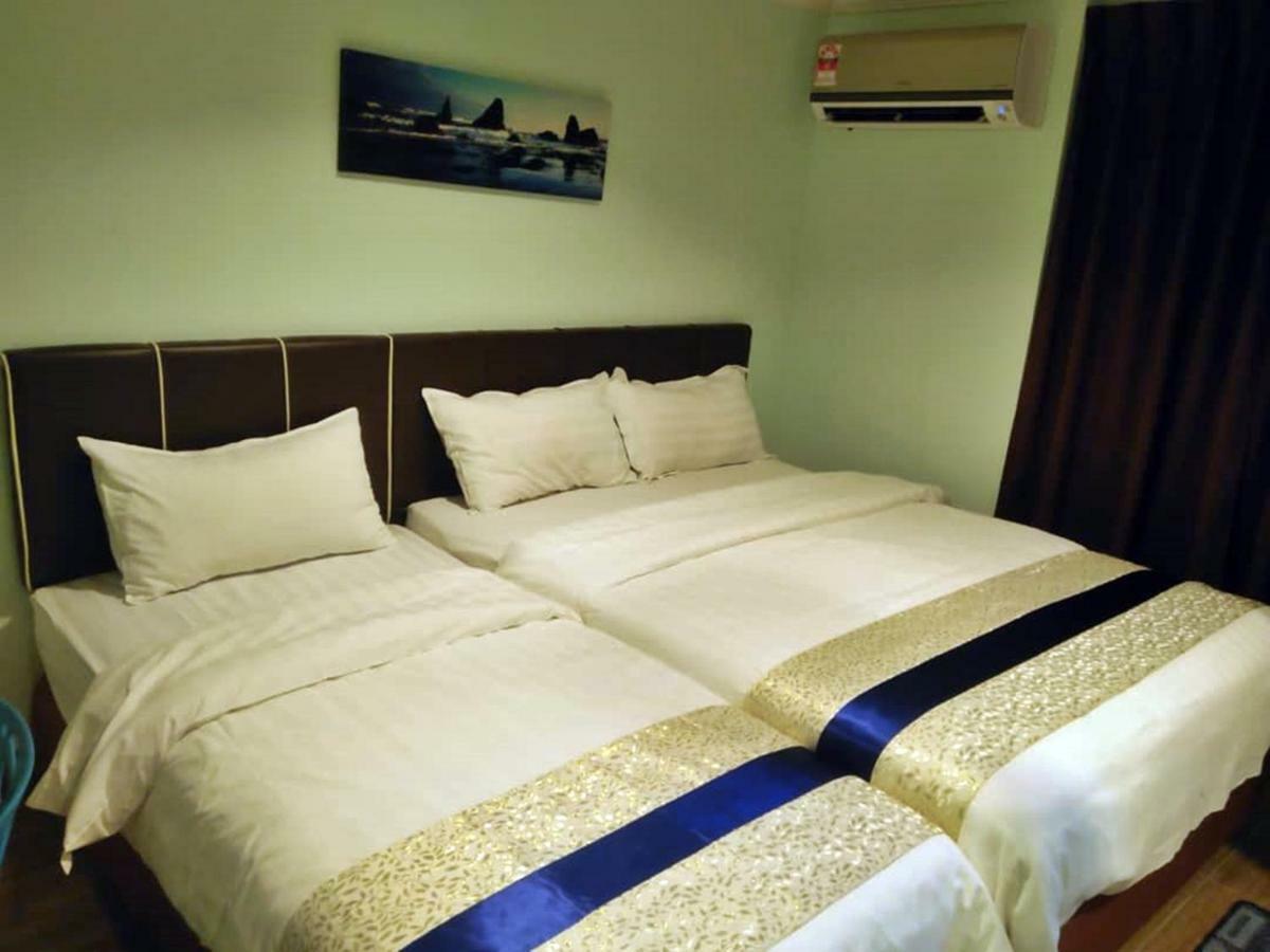 Summer Hotel Kota Kinabalu Esterno foto
