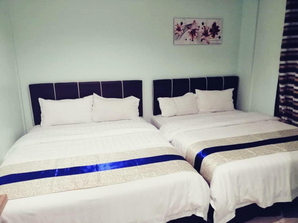 Summer Hotel Kota Kinabalu Esterno foto